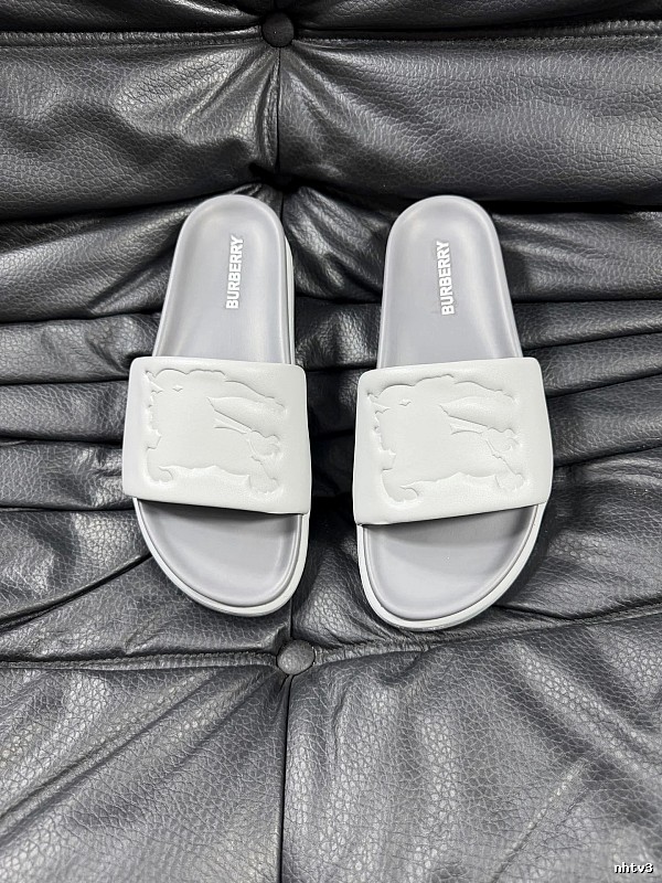 Burberry Equestrian Knight Light Luxury Style Light Grey Slides