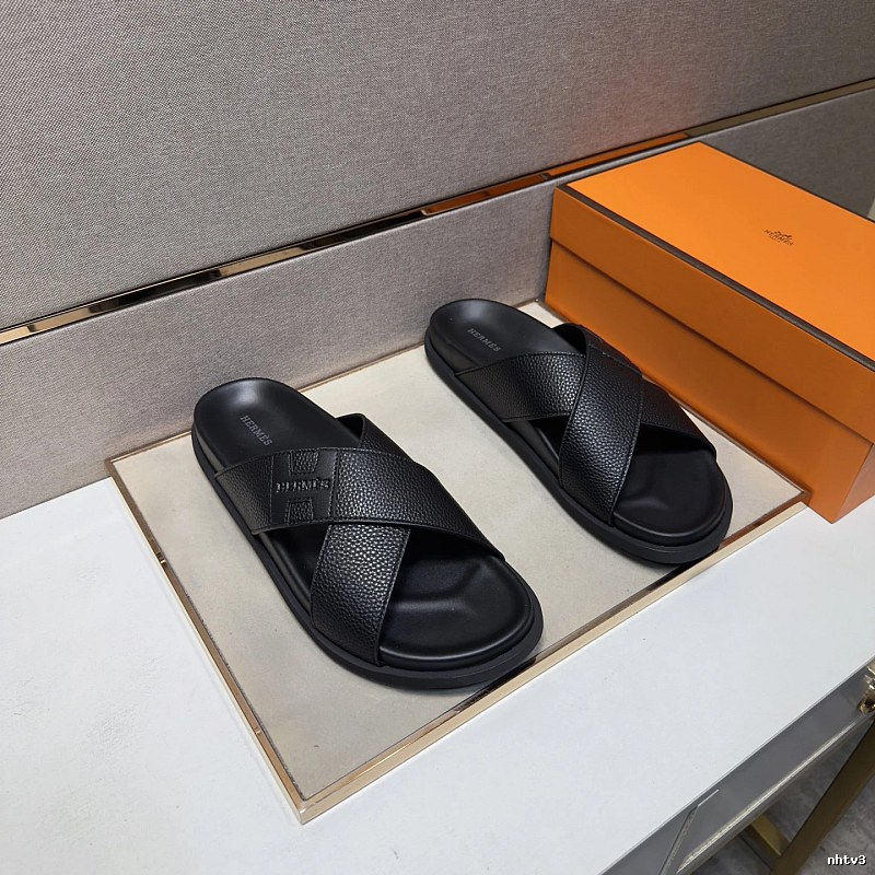 Hermès Cross-Strap Light Luxury Style Black Slide Sandals