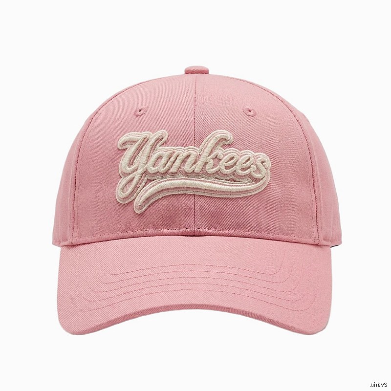 MLB Yankees pink baseball cap