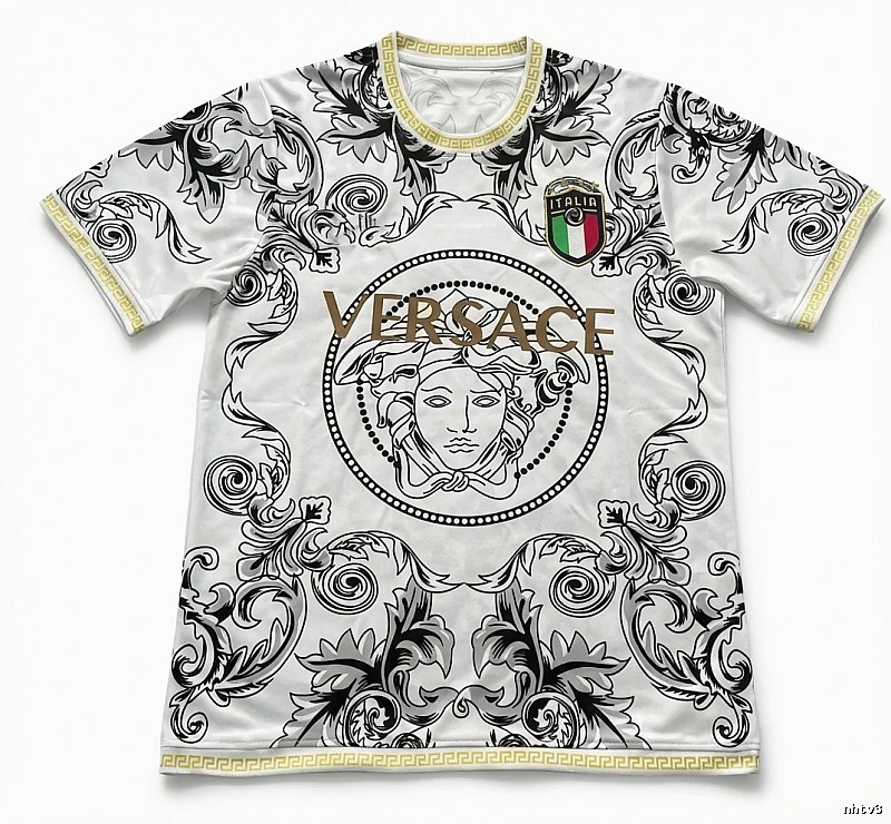 Stussy-printed trendy white T-shirt